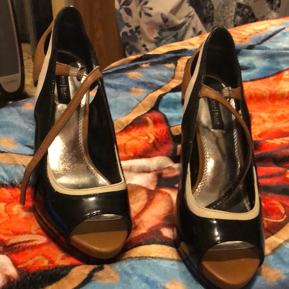 White House black market heels size 8m barley worn